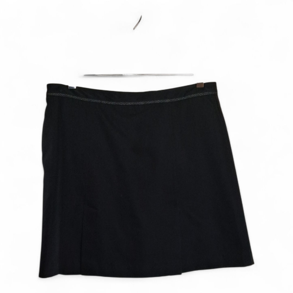 E P Pro Chic Black Pleated Front Skort Size 10